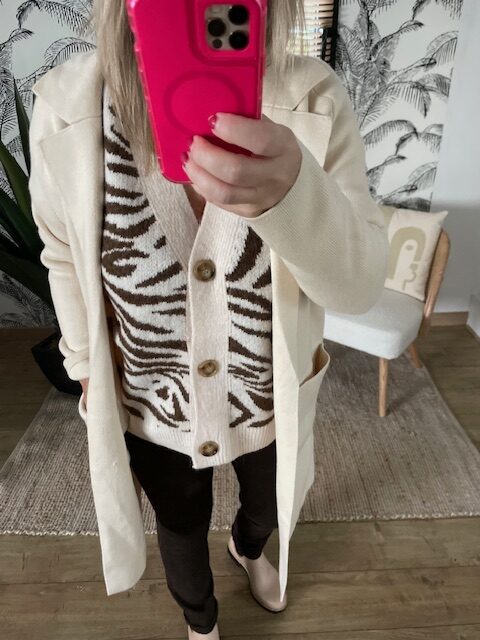 Gilet à motifs zèbre marron et beige – Image 2