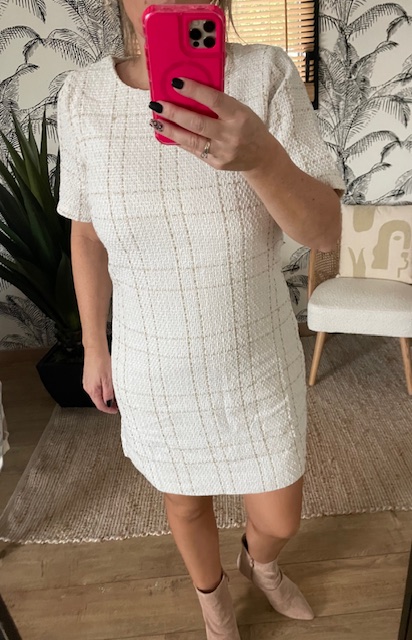 Robe droite manches courtes