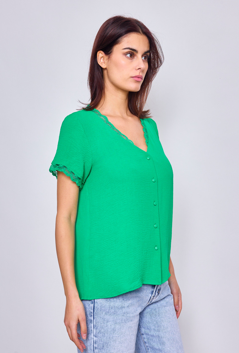 Blouse verte femme dentelle manches courtes – Image 2