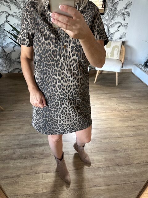 Robe chemise courte imprimé léopard