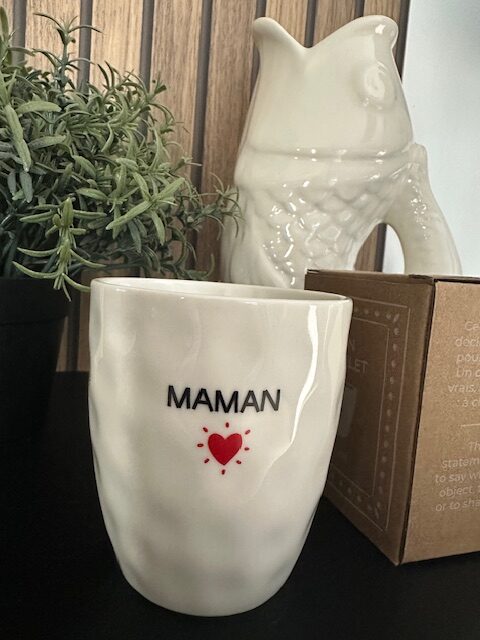 Tasse MAMAN Blanche avec Coeur Rouge